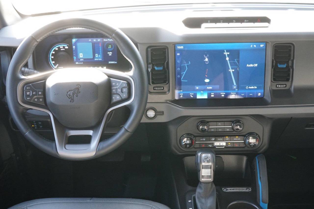 Certified Used 2024 Ford Bronco Black Diamond, photo 25