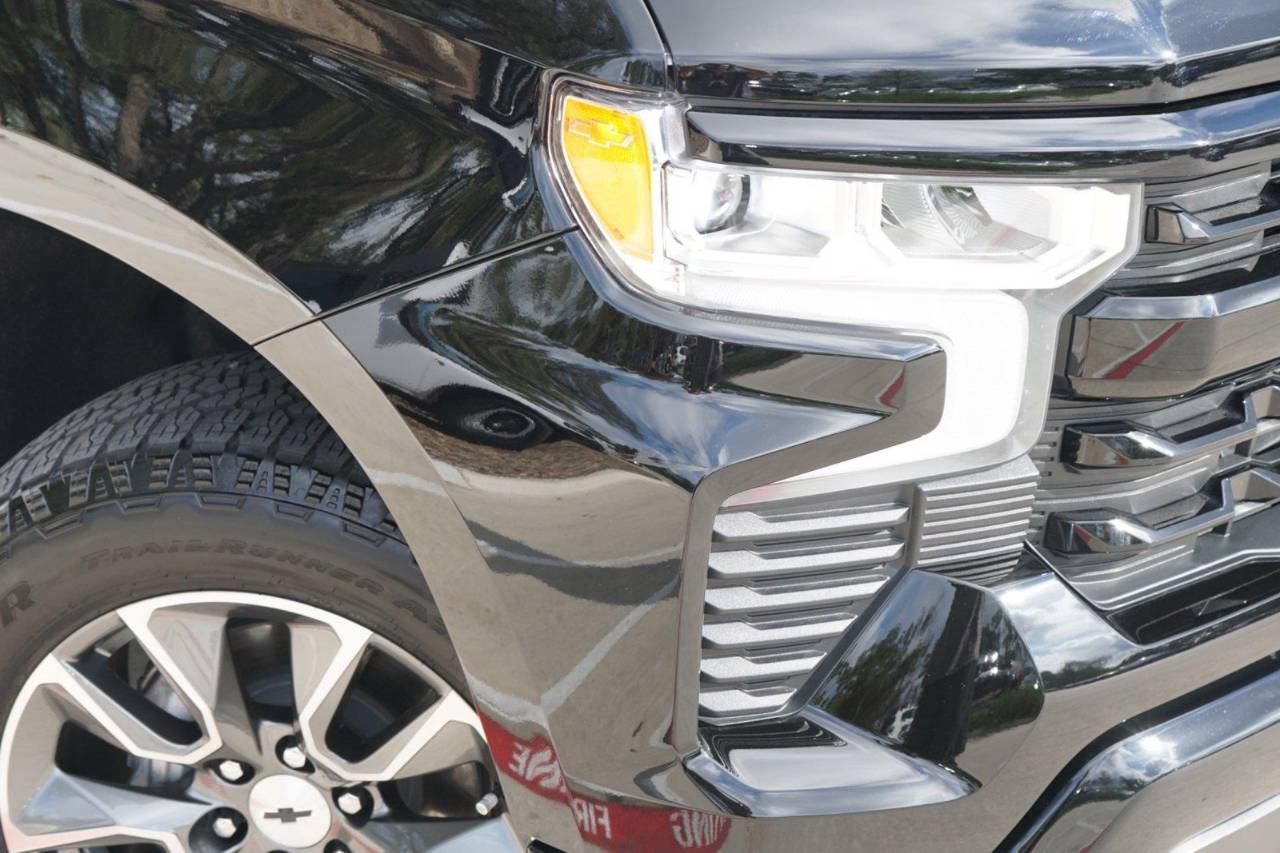 Certified Used 2025 Chevrolet Silverado 1500 RST, photo 3
