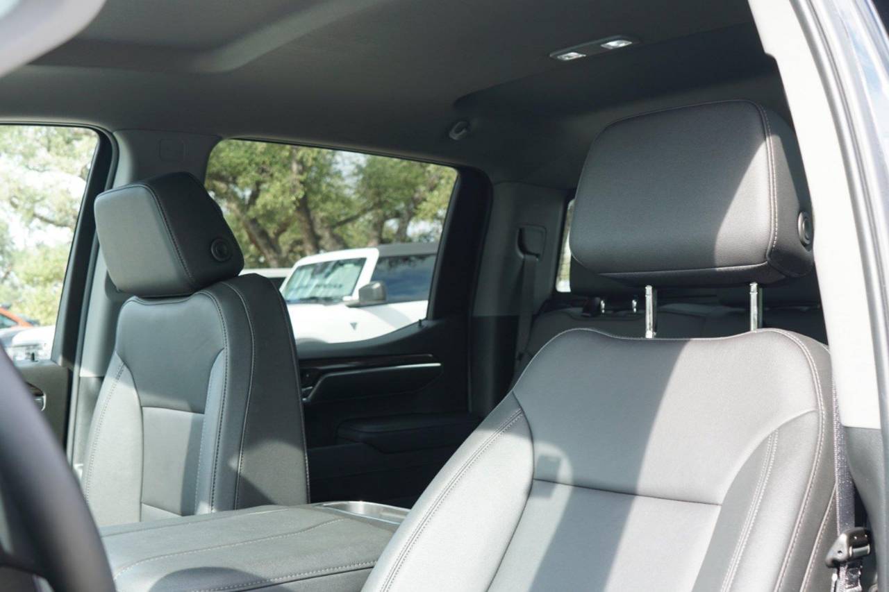 Certified Used 2025 Chevrolet Silverado 1500 RST, photo 11