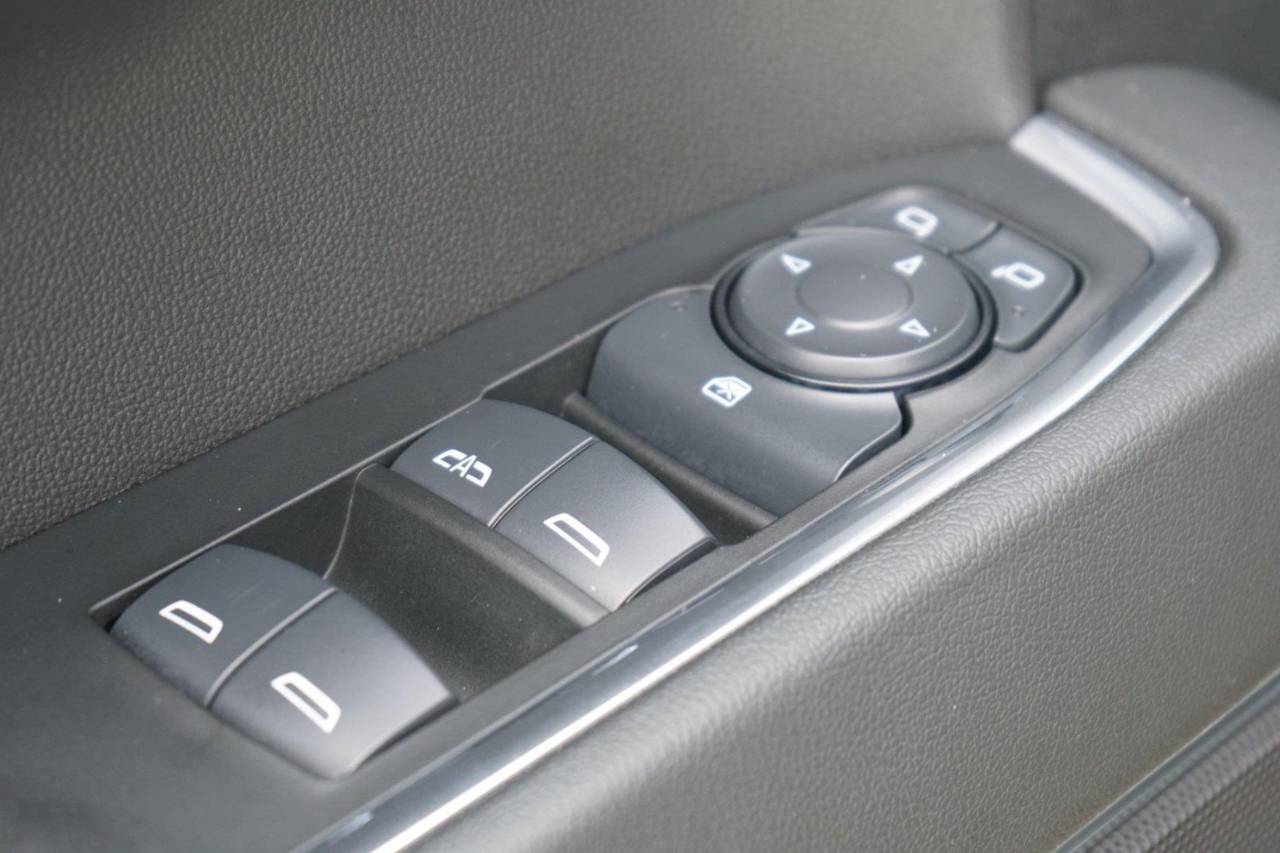 Certified Used 2025 Chevrolet Silverado 1500 RST, photo 20