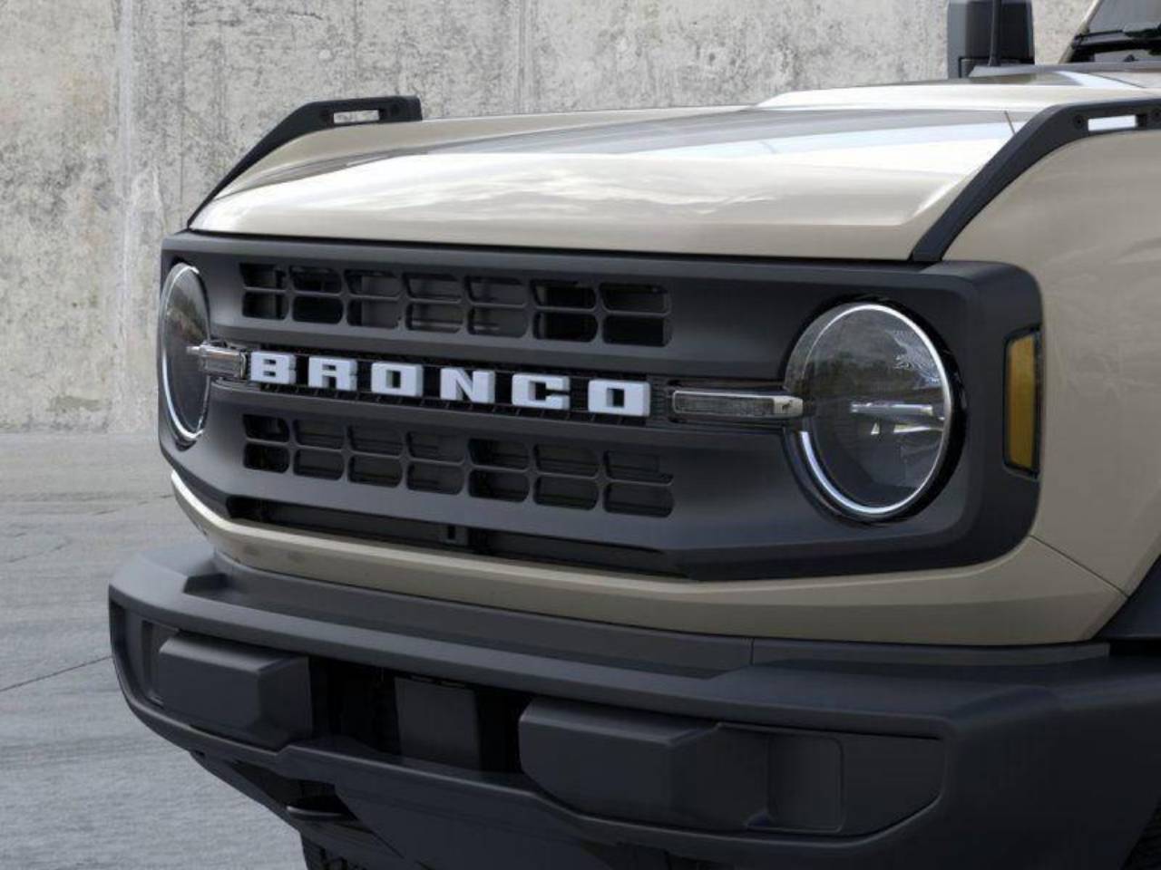 Used 2025 Ford Bronco Base, photo 19