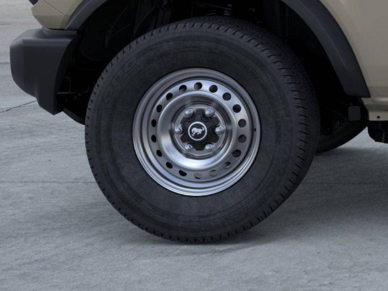 Used 2025 Ford Bronco Base, photo 21