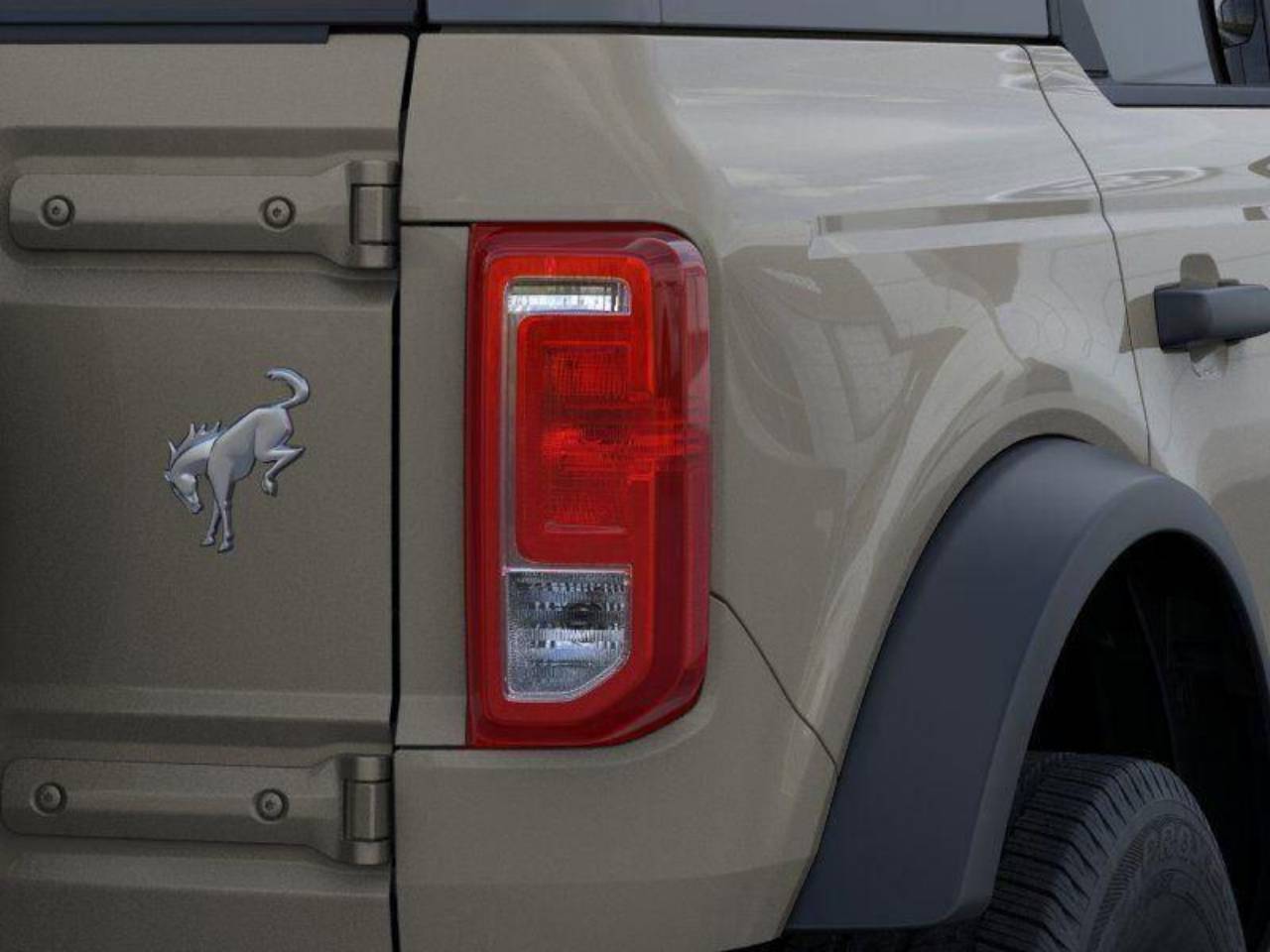 Used 2025 Ford Bronco Base, photo 23