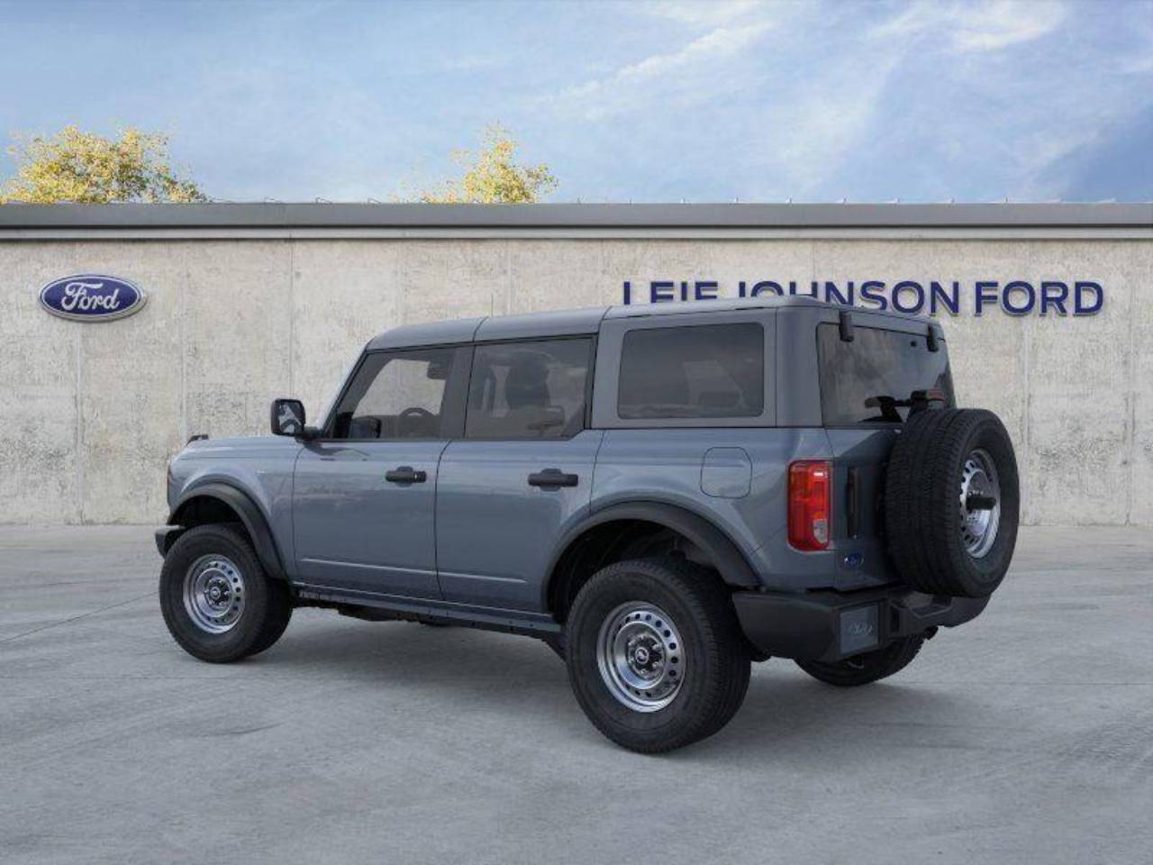 Used 2025 Ford Bronco Base, photo 4