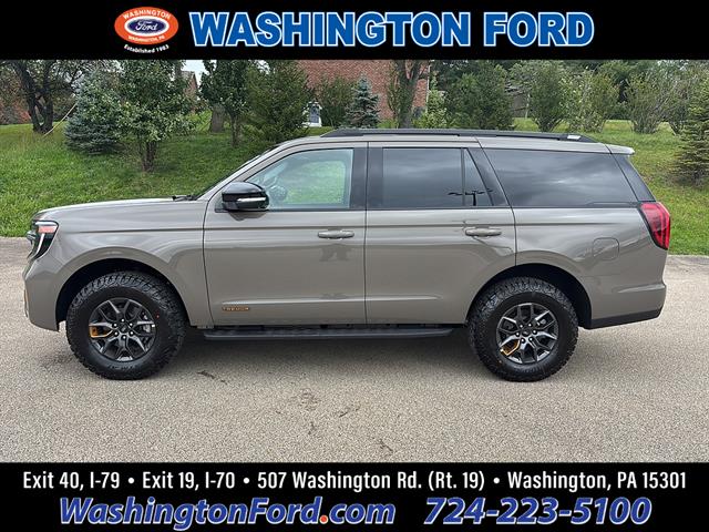 2027 Ford Expedition 4DR 4WD TREMOR