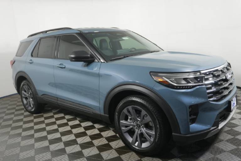 2027 Ford Explorer Active w/100A Pkg