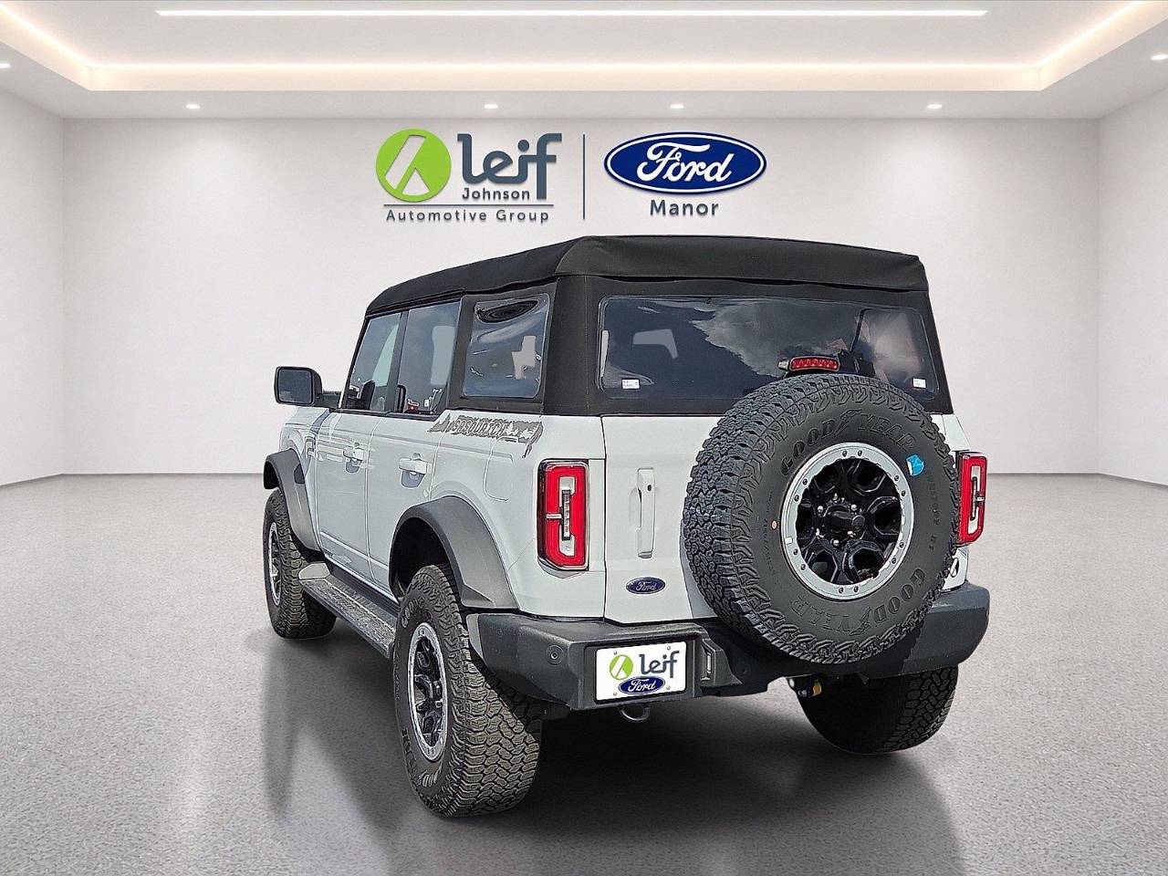 2025 Ford Bronco 4-Door Outer Banks - Photo 6