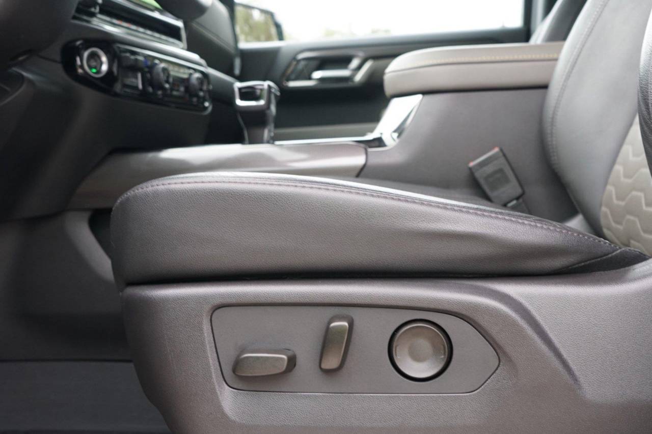 Certified Used 2024 Chevrolet Silverado 1500 ZR2, photo 20