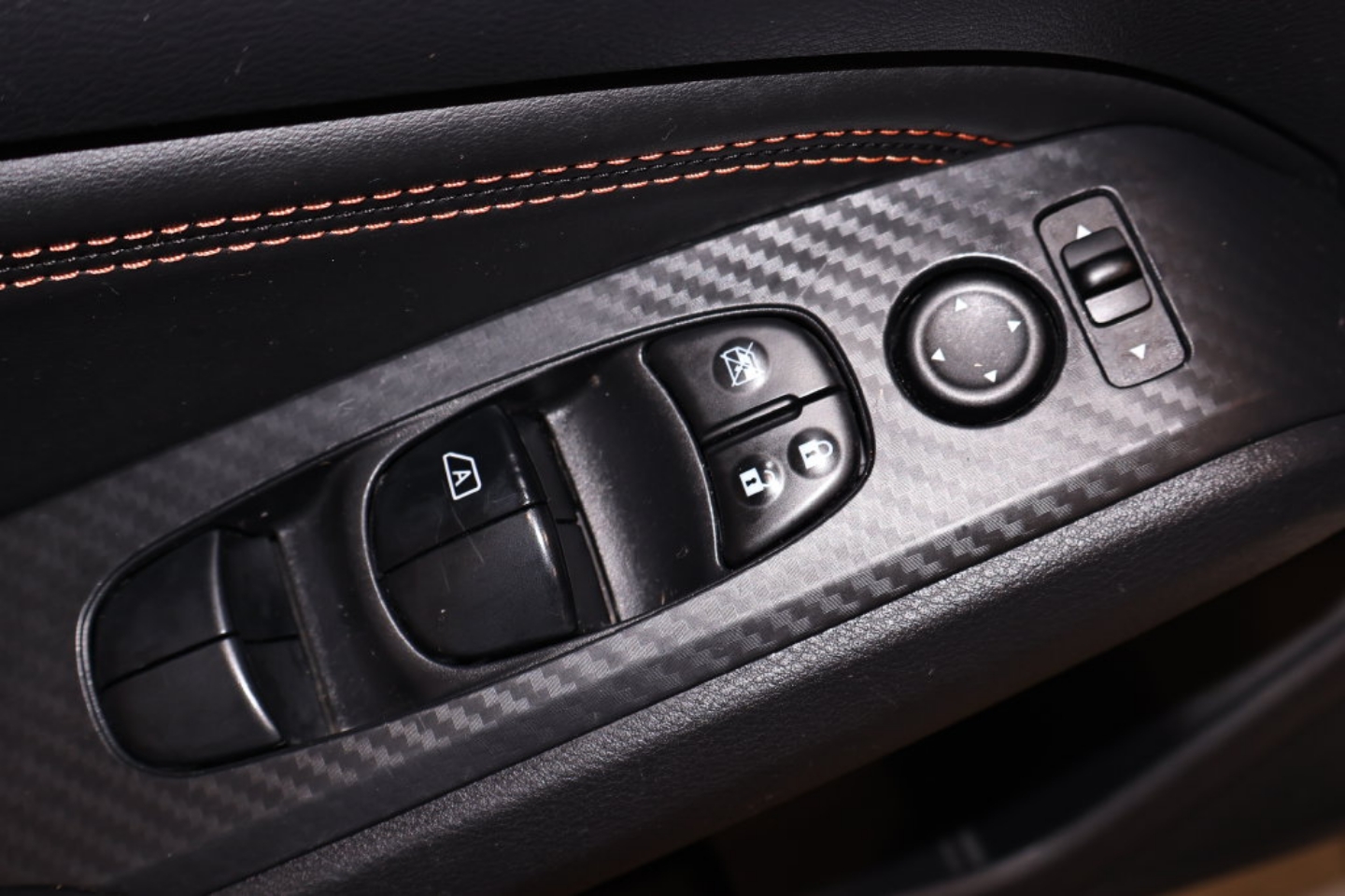 2019 Nissan Altima SR - Photo 10