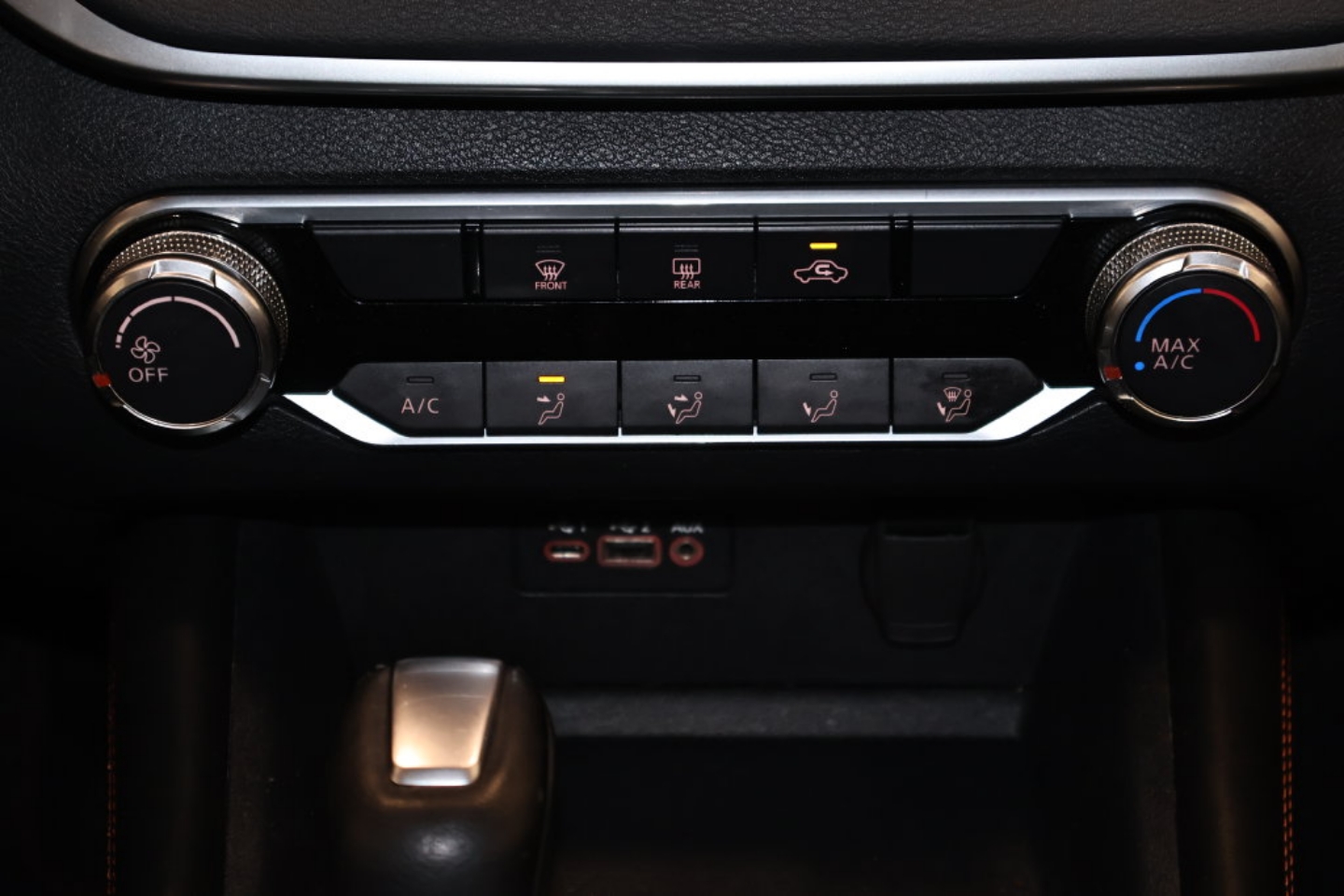 2019 Nissan Altima SR - Photo 25