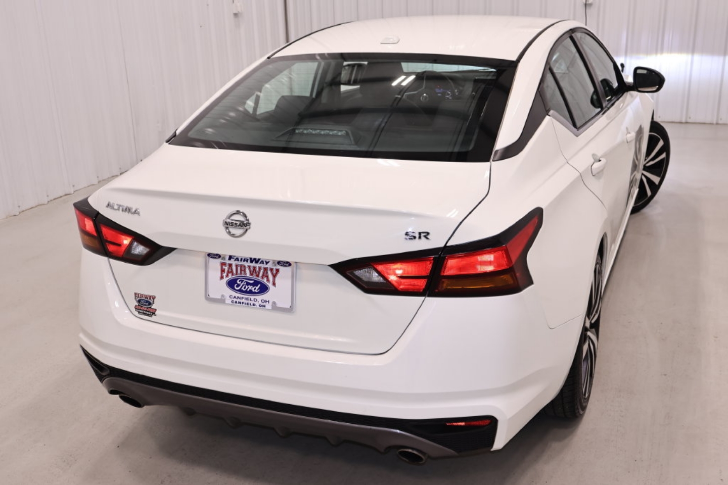 2019 Nissan Altima SR - Photo 30