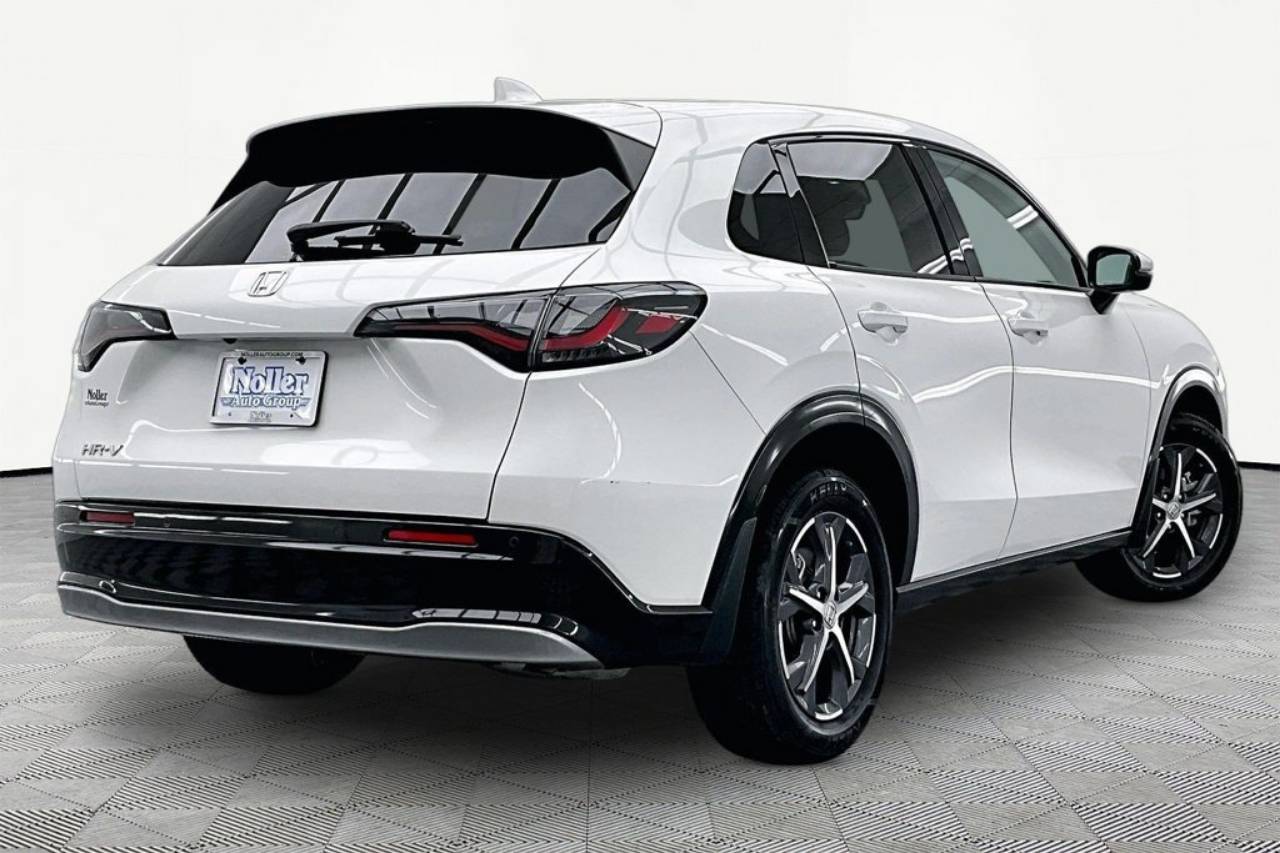 Certified 2024 Honda HR-V EX-L with VIN 3CZRZ2H78RM759395 for sale in Kansas City