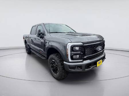 2027 Ford Super Duty F-250 XLT