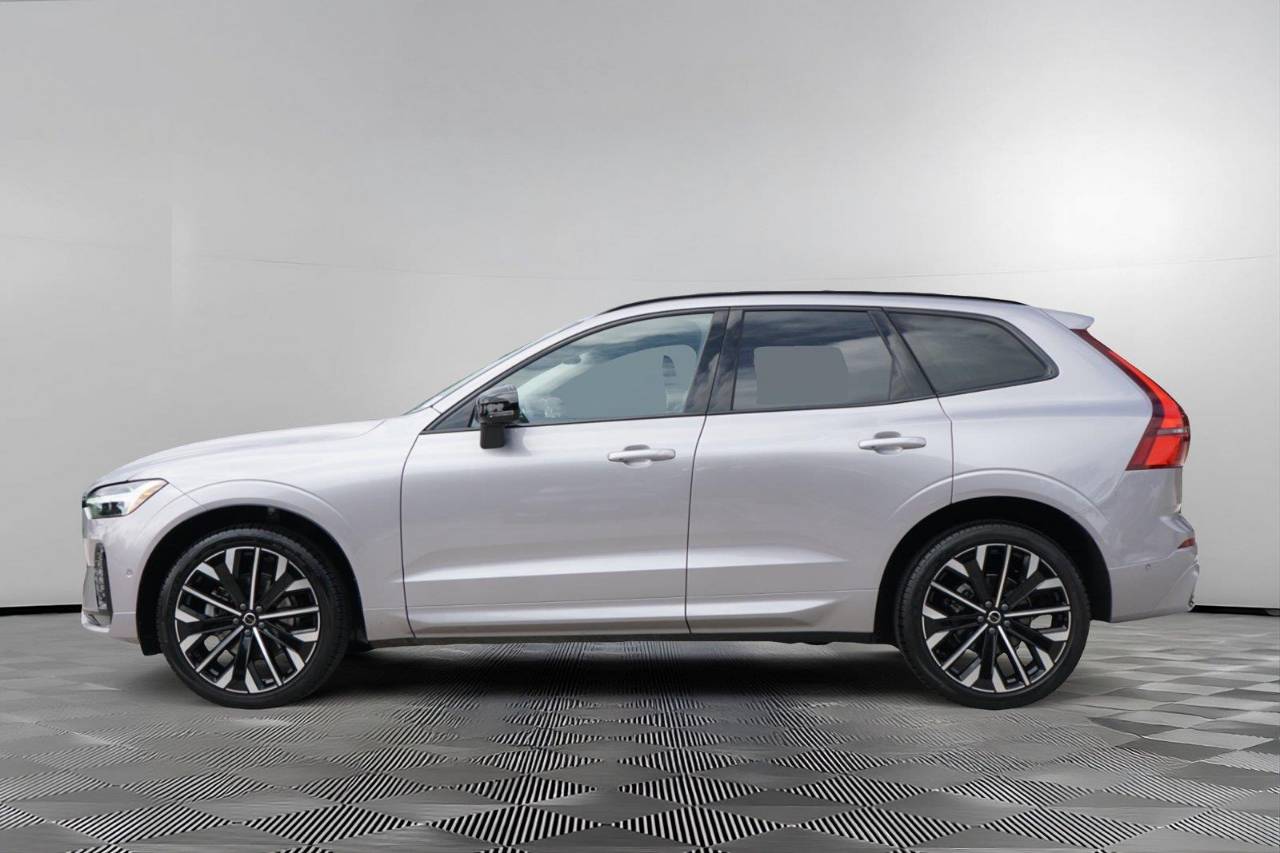 Certified Used 2026 Volvo XC60 Ultra, photo 7