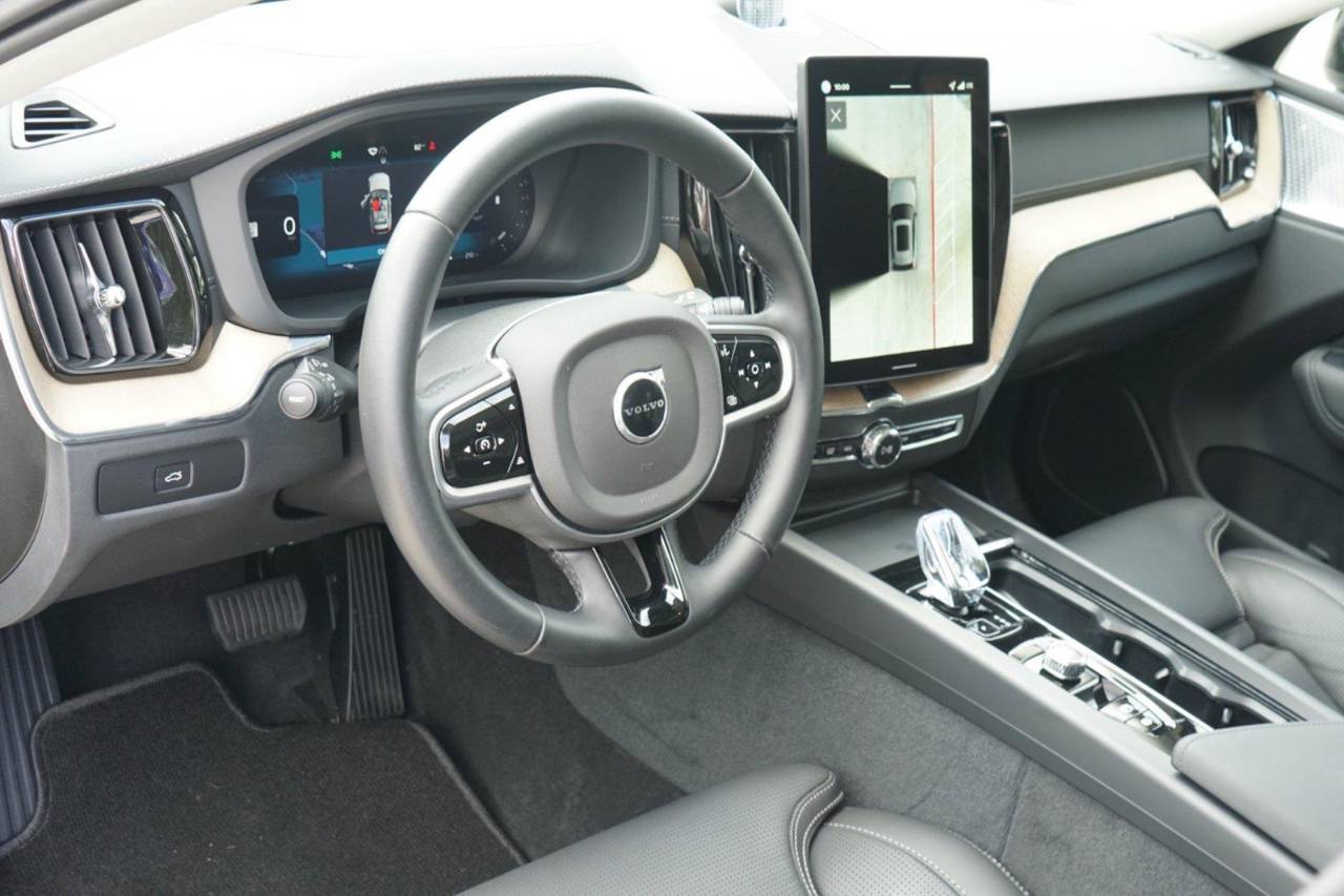 Certified Used 2026 Volvo XC60 Ultra, photo 9