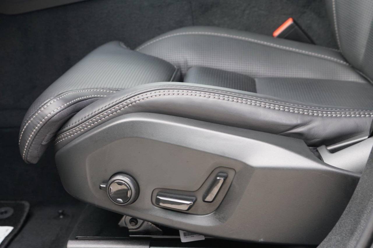 Certified Used 2026 Volvo XC60 Ultra, photo 21