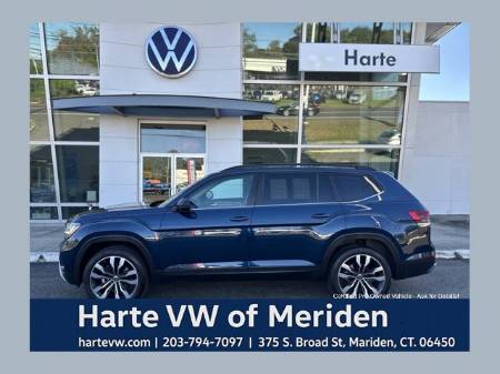 2022 Volkswagen Atlas 3.6L V6 SE w/Technology