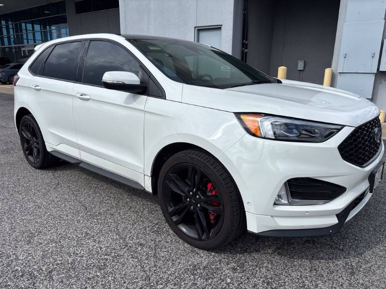 2022 Ford Edge ST