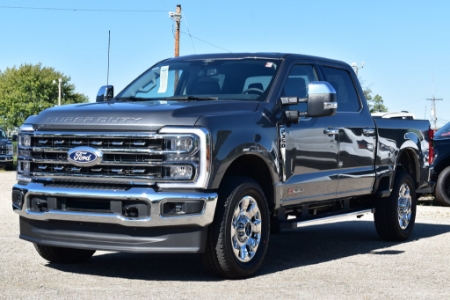 2027 Ford F-350SD LARIAT