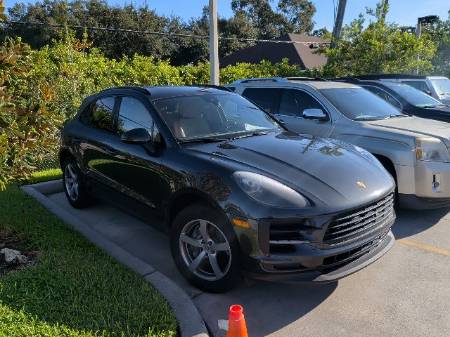 2021 Porsche Macan Base
