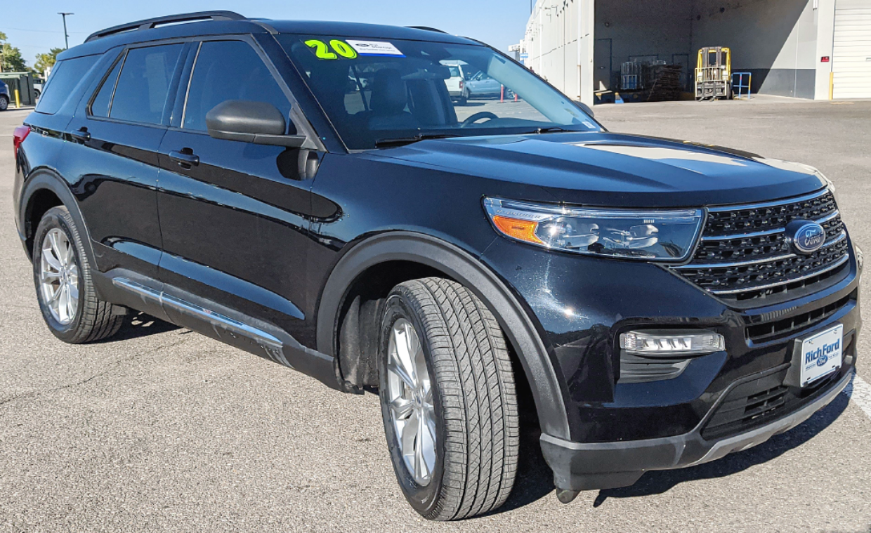 2020 Ford Explorer