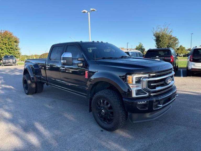 2022 Ford Super Duty F-350 DRW Platinum