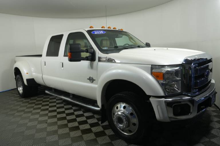 2016 Ford Super Duty F-450 DRW LARIAT