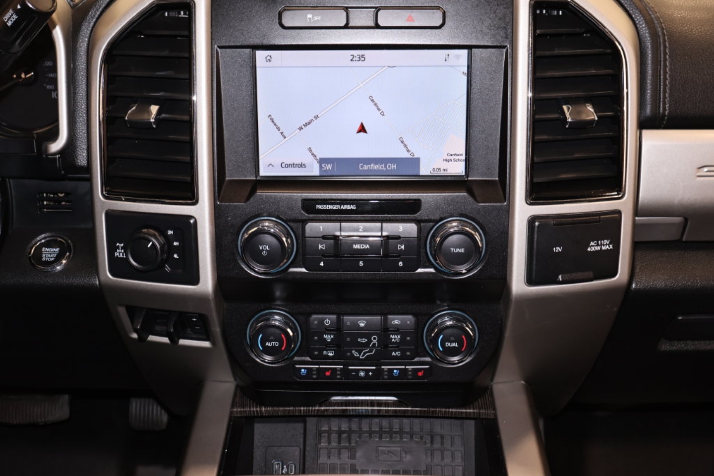 2021 Ford F-350 Super Duty Lariat - Photo 29