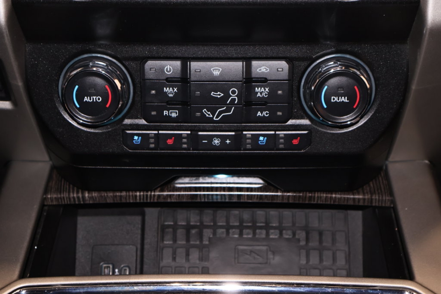 2021 Ford F-350 Super Duty Lariat - Photo 33