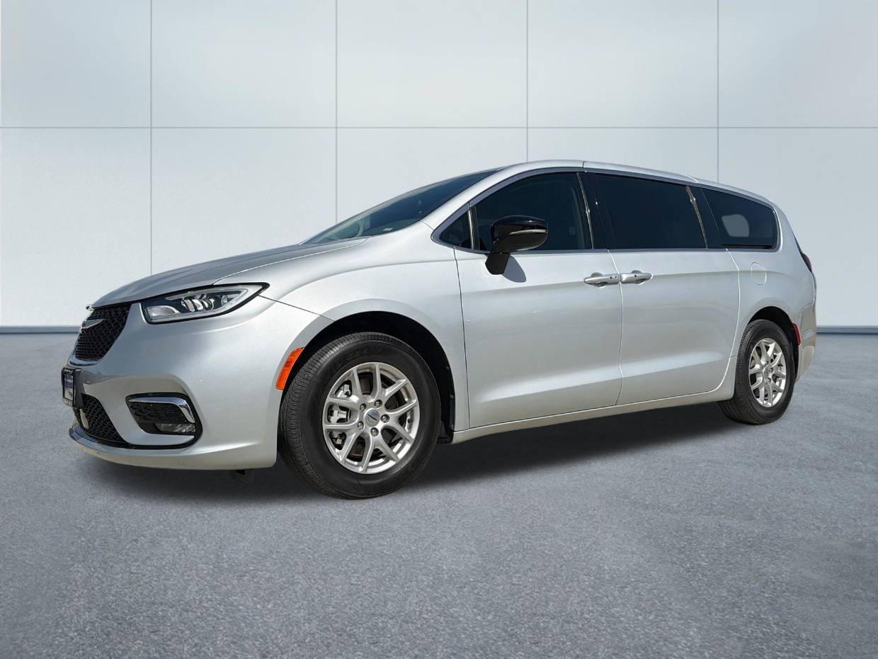 2024 Chrysler Pacifica