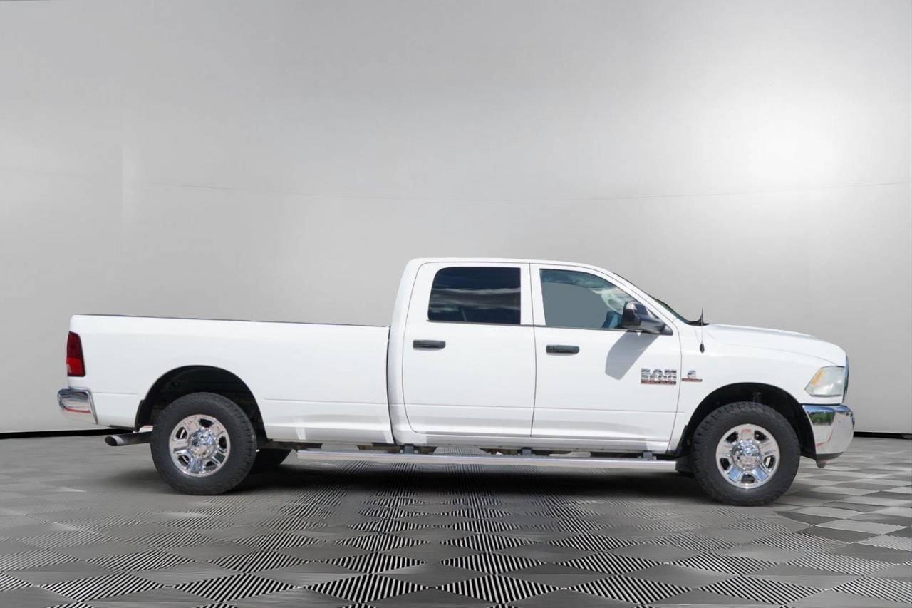 Used 2015 RAM 2500 Tradesman, photo 4