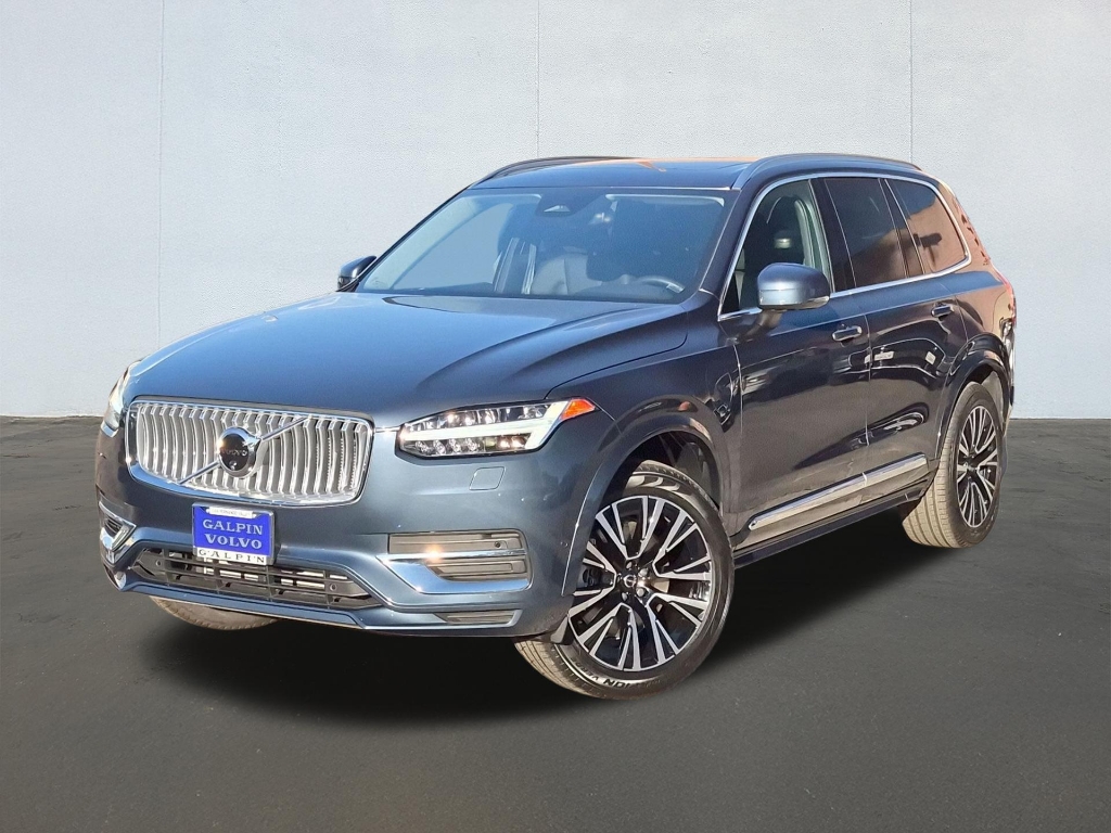 2025 Volvo XC90 Plug-In Hybrid T8 Plus 7-Seater