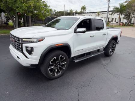 2023 GMC Canyon Denali