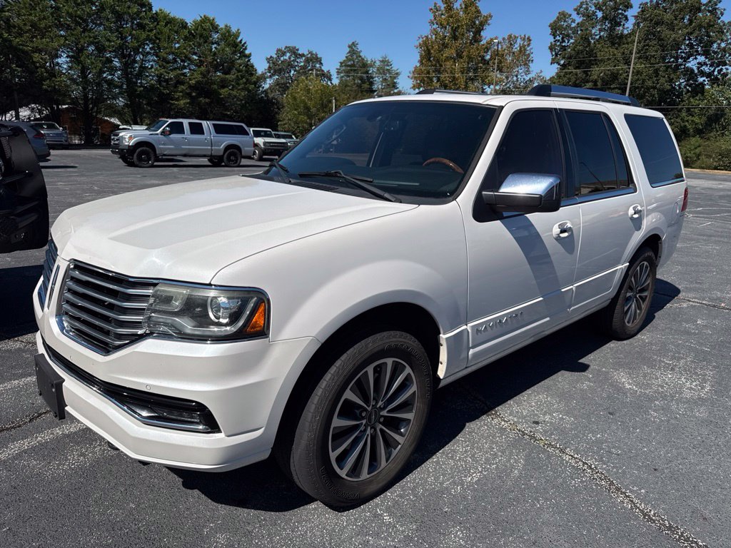 Used 2015 Lincoln Navigator Base