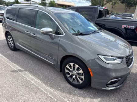 2021 Chrysler Pacifica Hybrid Pinnacle