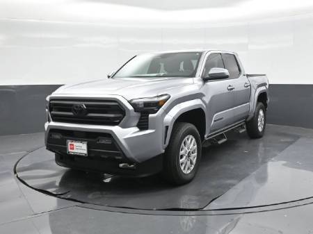 2026 Toyota Tacoma 4WD SR5