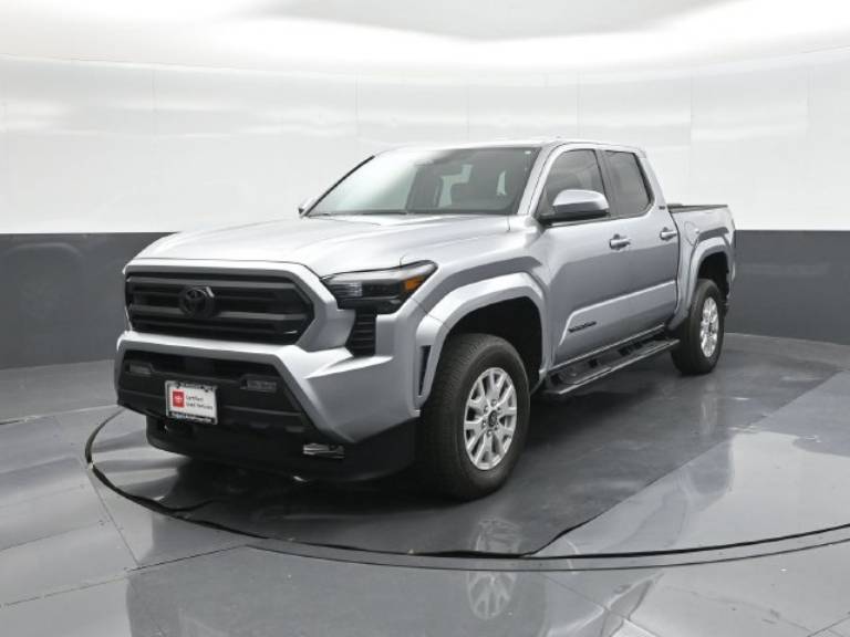 2026 Toyota Tacoma 4WD SR5