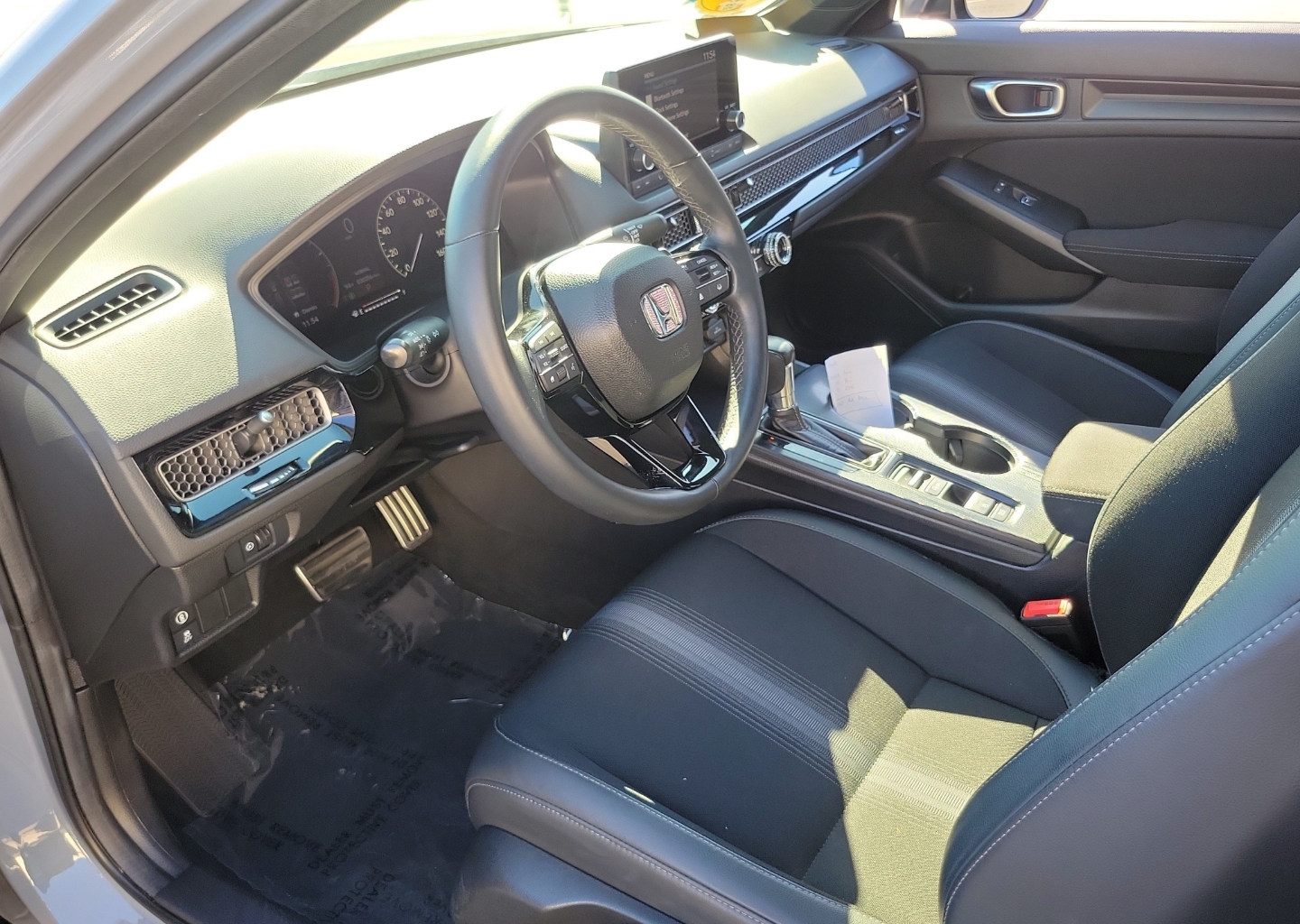 2024 Honda Civic Sport - Photo 18