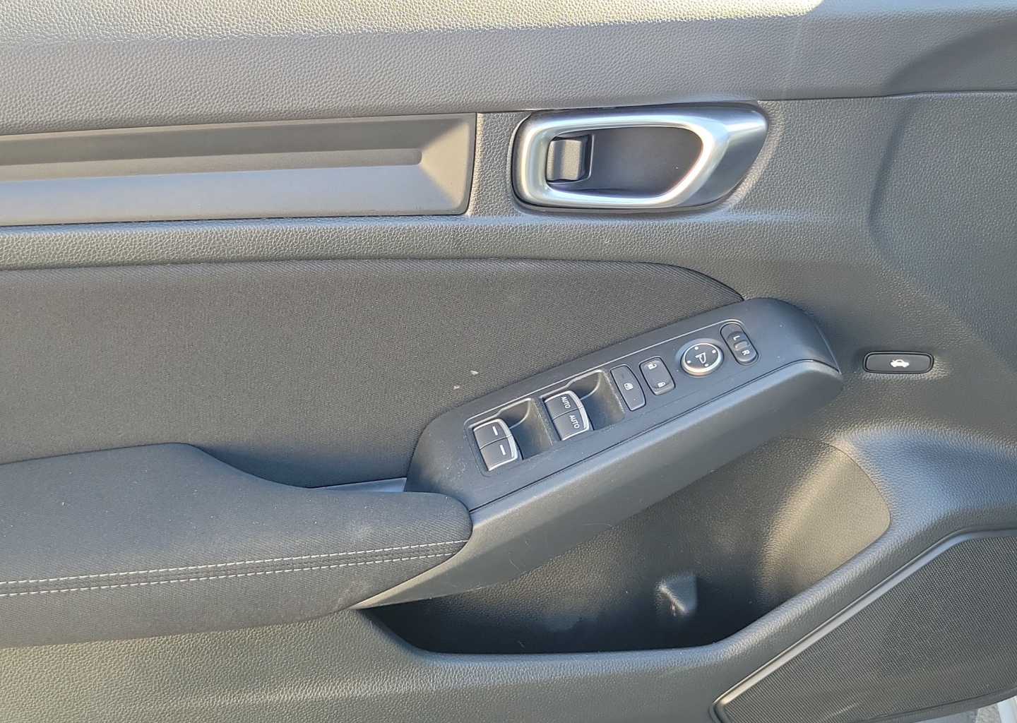 2024 Honda Civic Sport - Photo 20