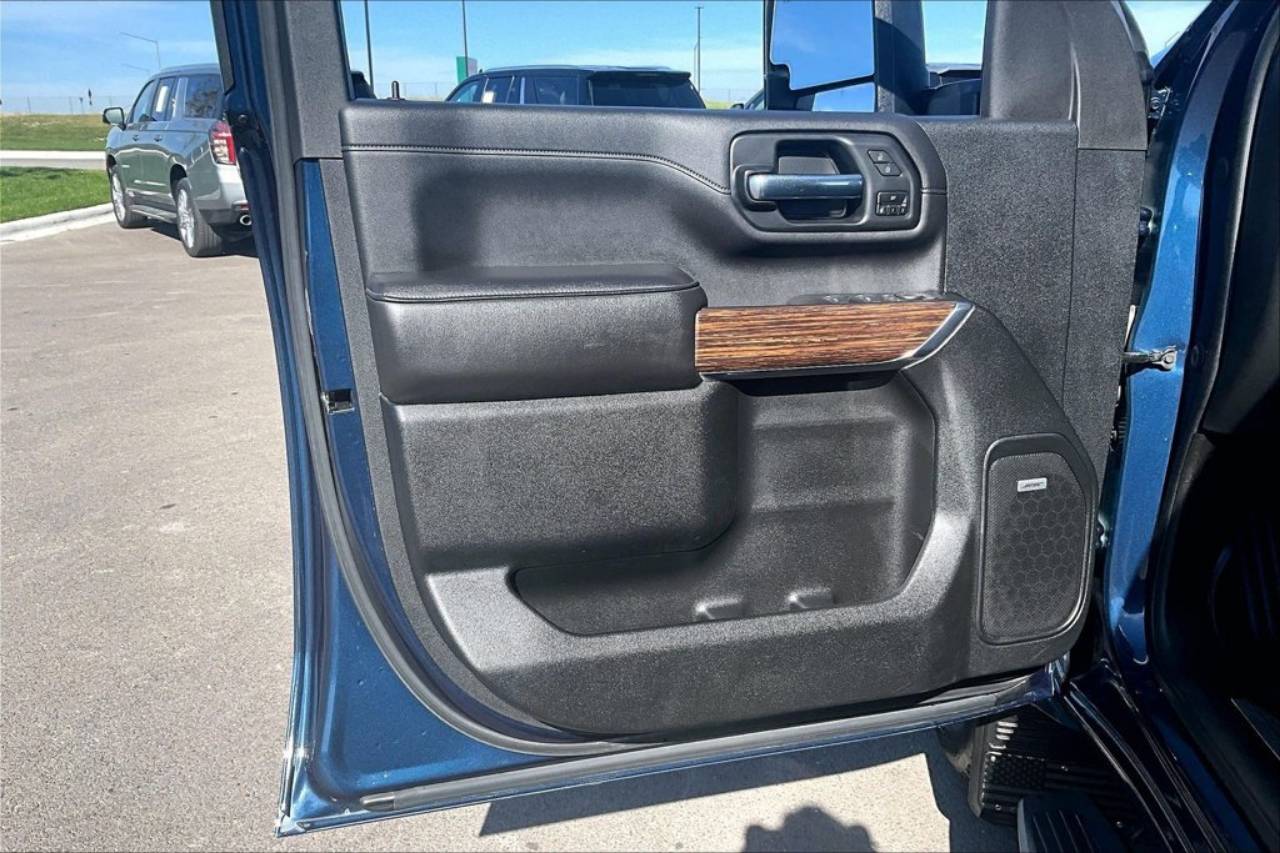 2021 Chevrolet Silverado 3500HD High Country - Photo 24