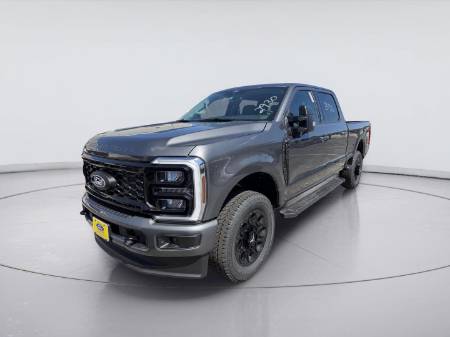 2027 Ford Super Duty F-250 XLT