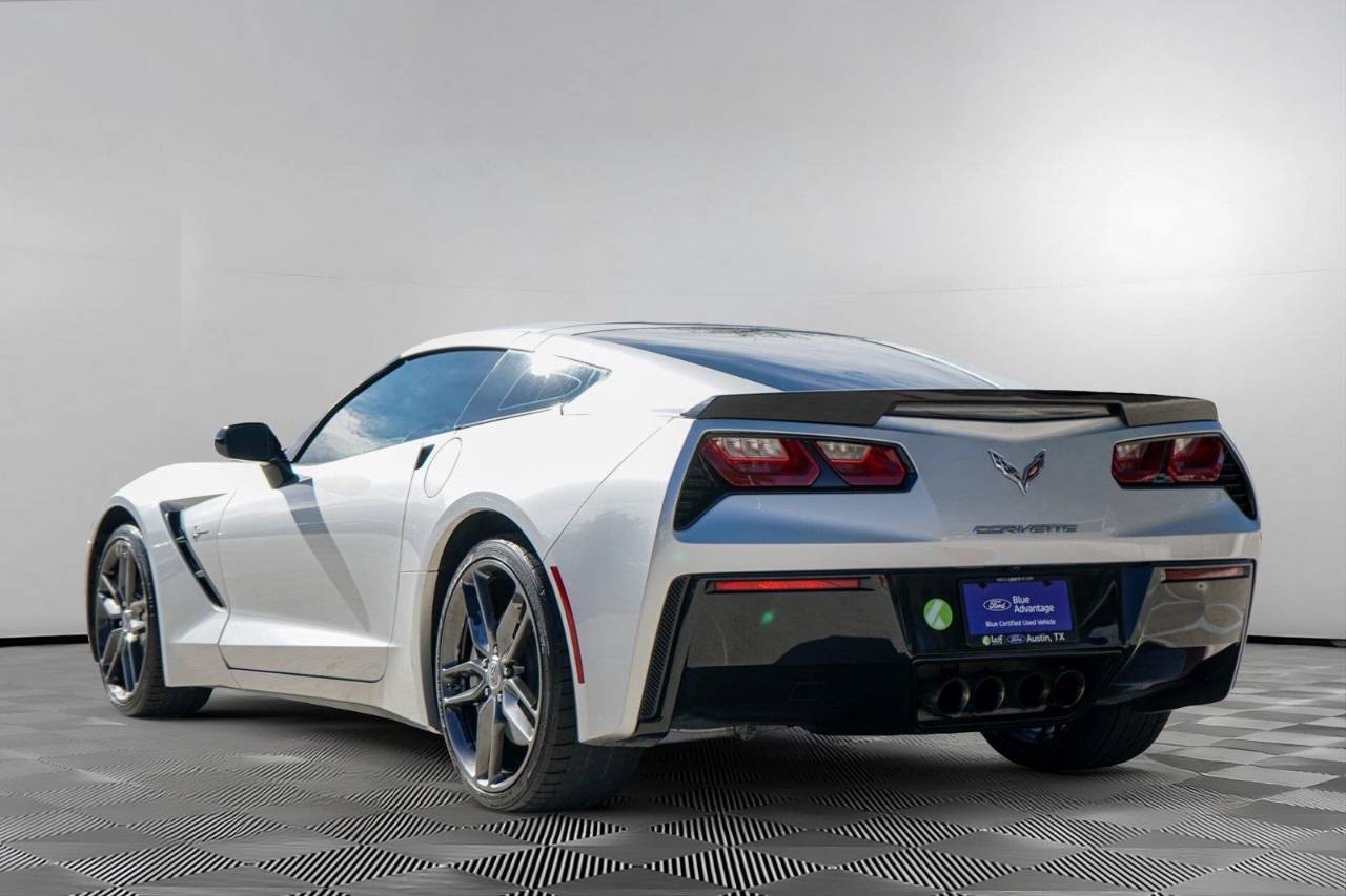 Used 2018 Chevrolet Corvette 3LT, photo 5