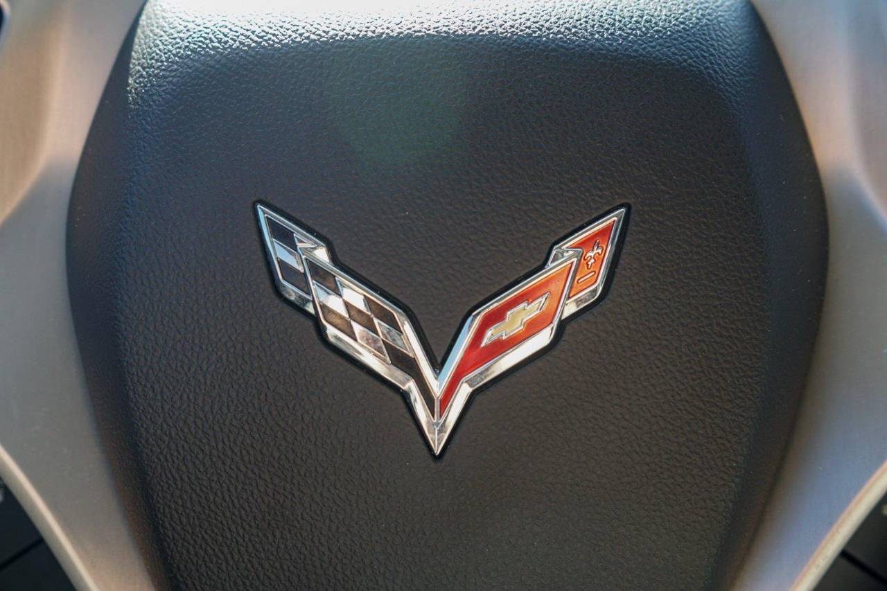 Used 2018 Chevrolet Corvette 3LT, photo 12