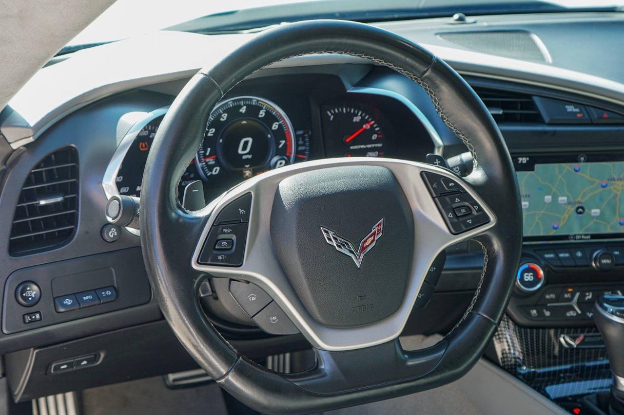 Used 2018 Chevrolet Corvette 3LT, photo 19