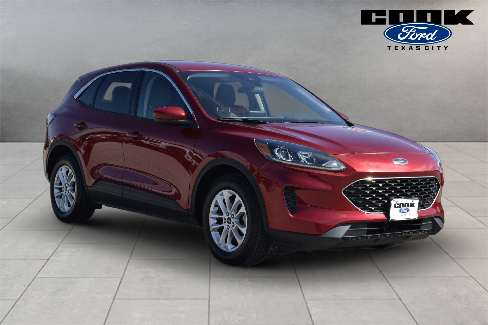Used 2020 Ford Escape SE with VIN 1FMCU0G66LUC26130 for sale in Texas City, TX