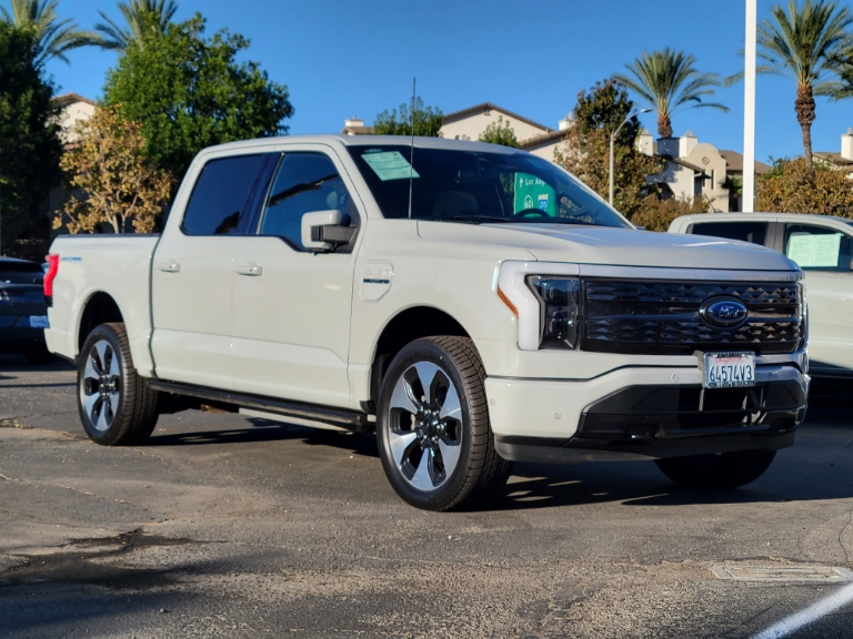 2023 Ford F-150 Lightning Platinum