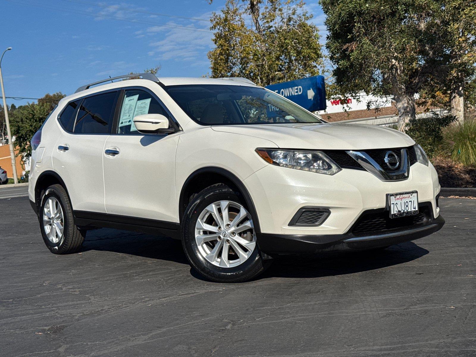 Used 2016 Nissan Rogue SV with VIN JN8AT2MT6GW004562 for sale in Encinitas, CA