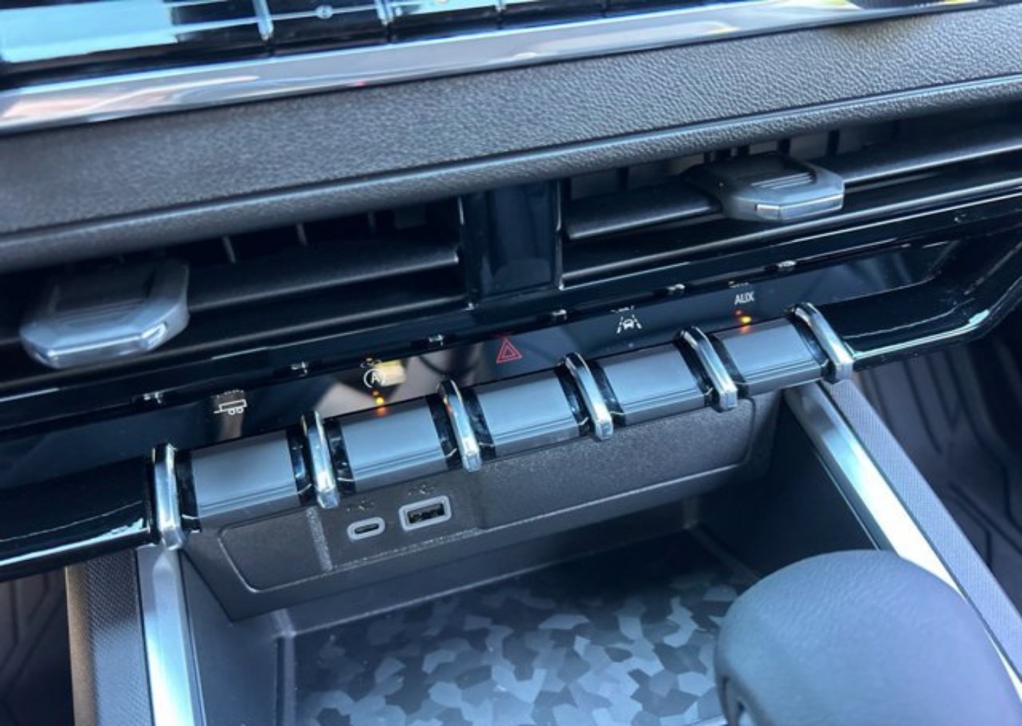 2026 Chevrolet Colorado Work Truck - Photo 30