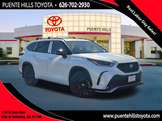 2026 Toyota Highlander XSE
