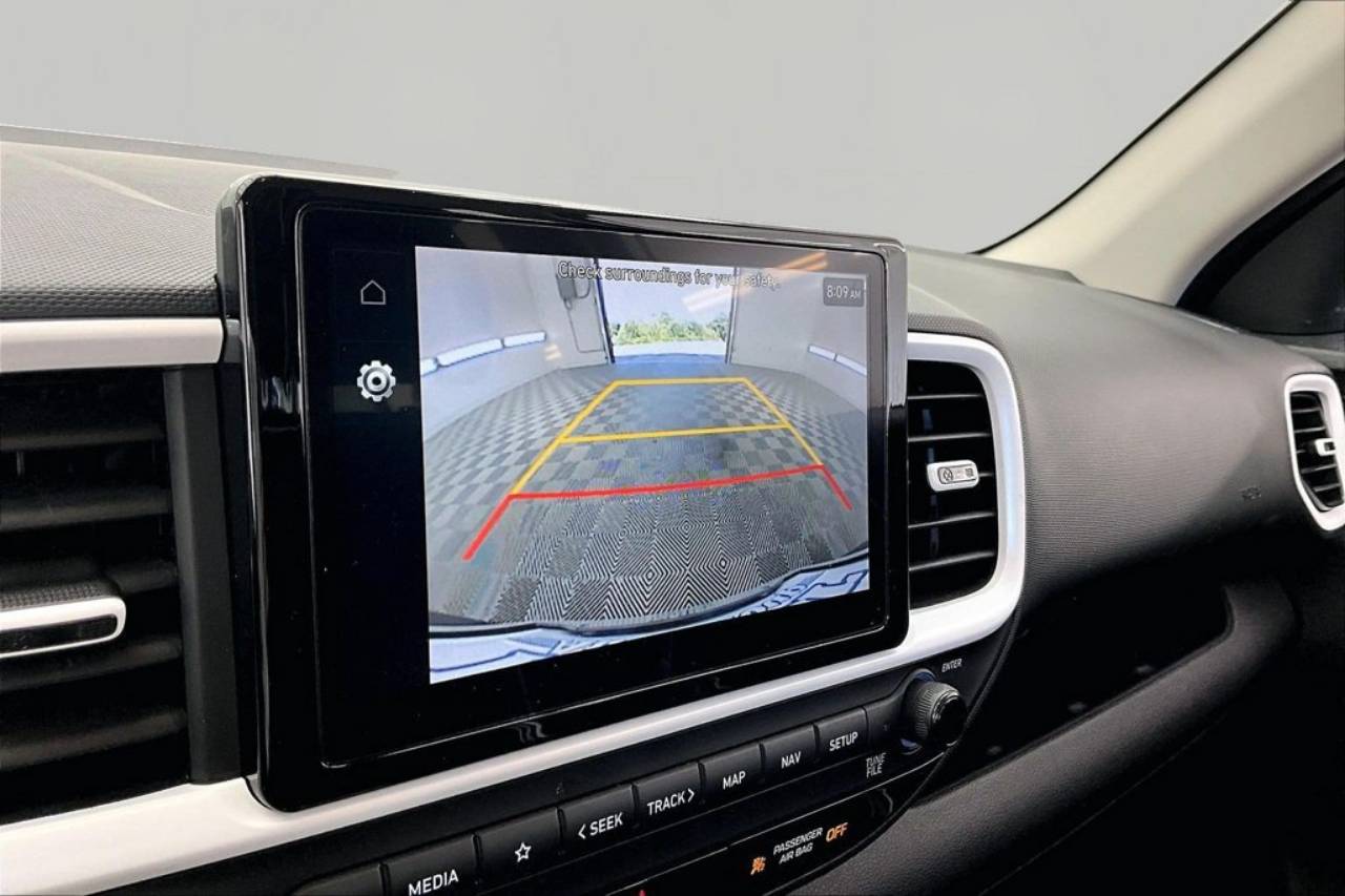 2024 Hyundai Venue Limited - Photo 21
